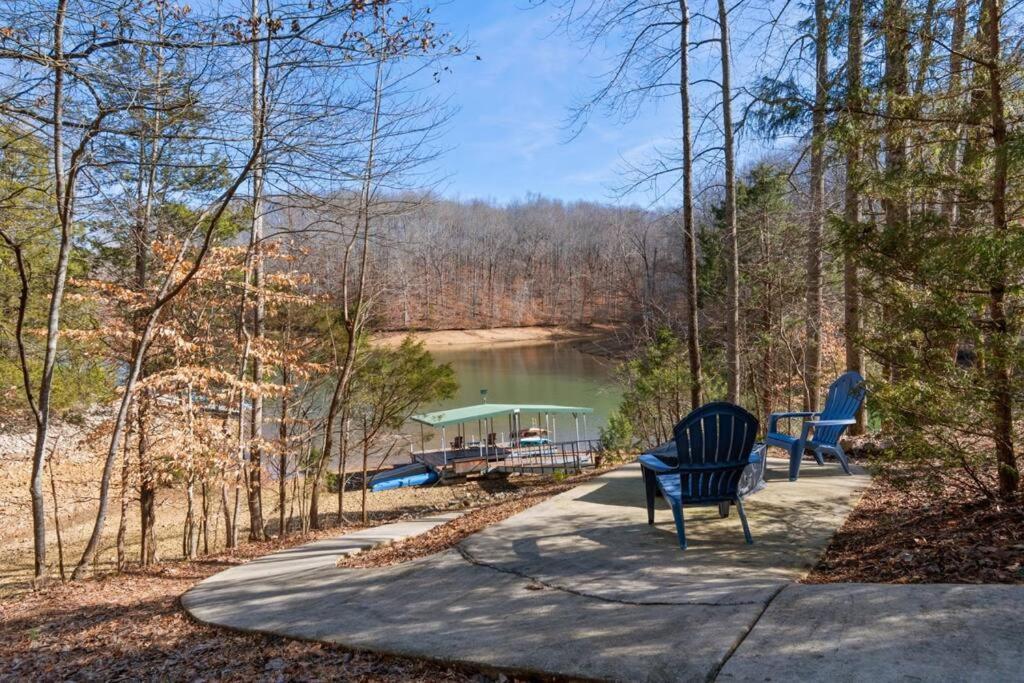 Lakeside Haven Dock/Slip Fire Pit Game Room Kayaks Winchester Luaran gambar