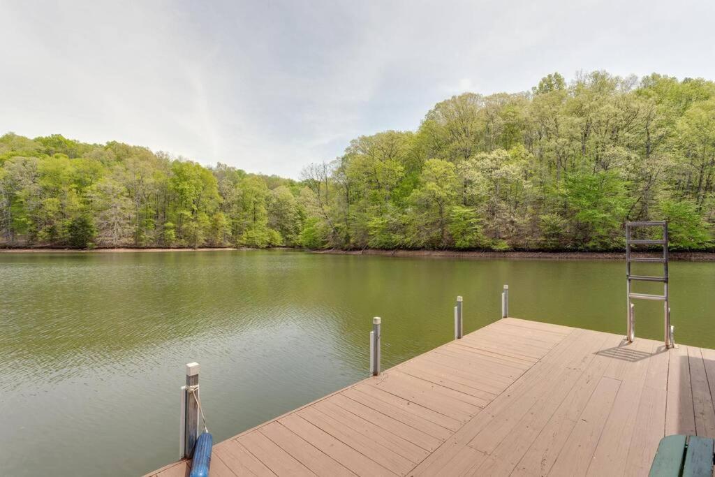 Lakeside Haven Dock/Slip Fire Pit Game Room Kayaks Winchester Luaran gambar