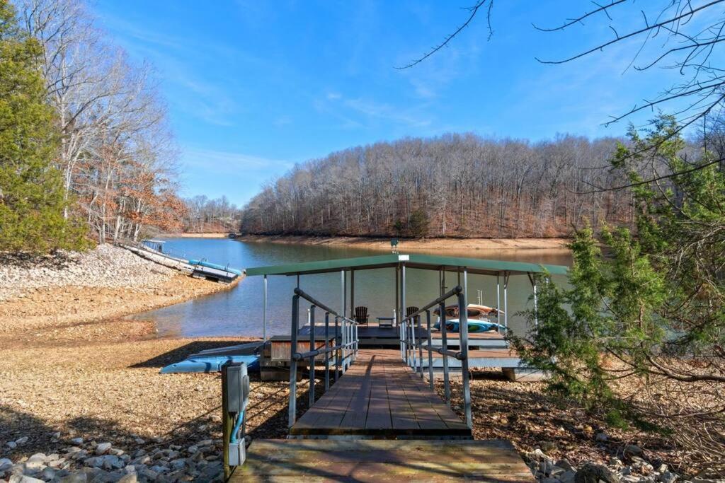 Lakeside Haven Dock/Slip Fire Pit Game Room Kayaks Winchester Luaran gambar