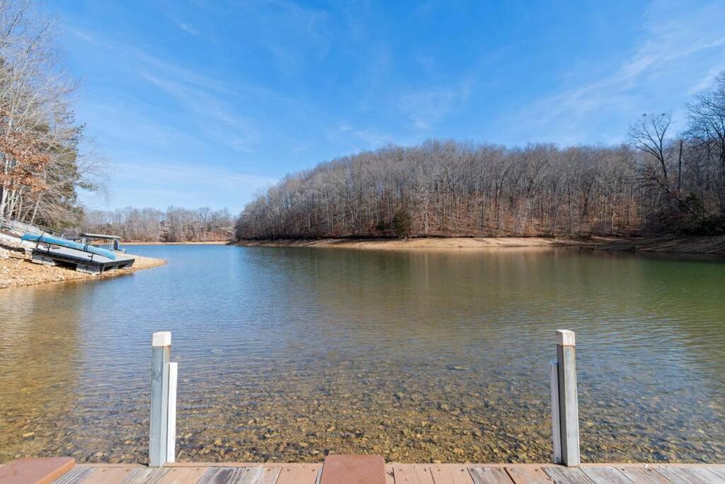 Lakeside Haven Dock/Slip Fire Pit Game Room Kayaks Winchester Luaran gambar